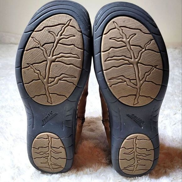 Earth Thyme Leather Booties - Almond - Picture 6 of 9